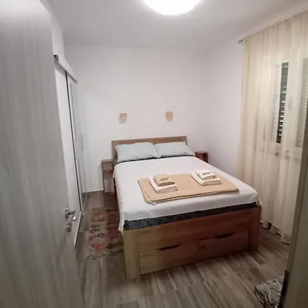 Apartamento Vrzic *